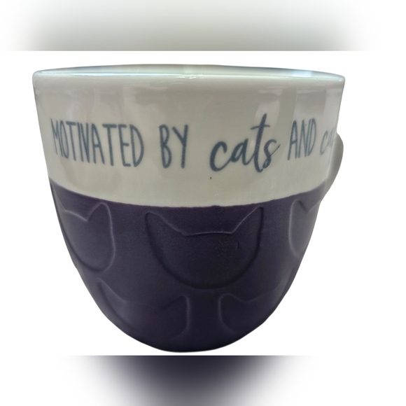Pfaltzgraff Purple and White Large Cat Mug. "Motivated By Cats And Caffeine" New - Picture 2 of 5
